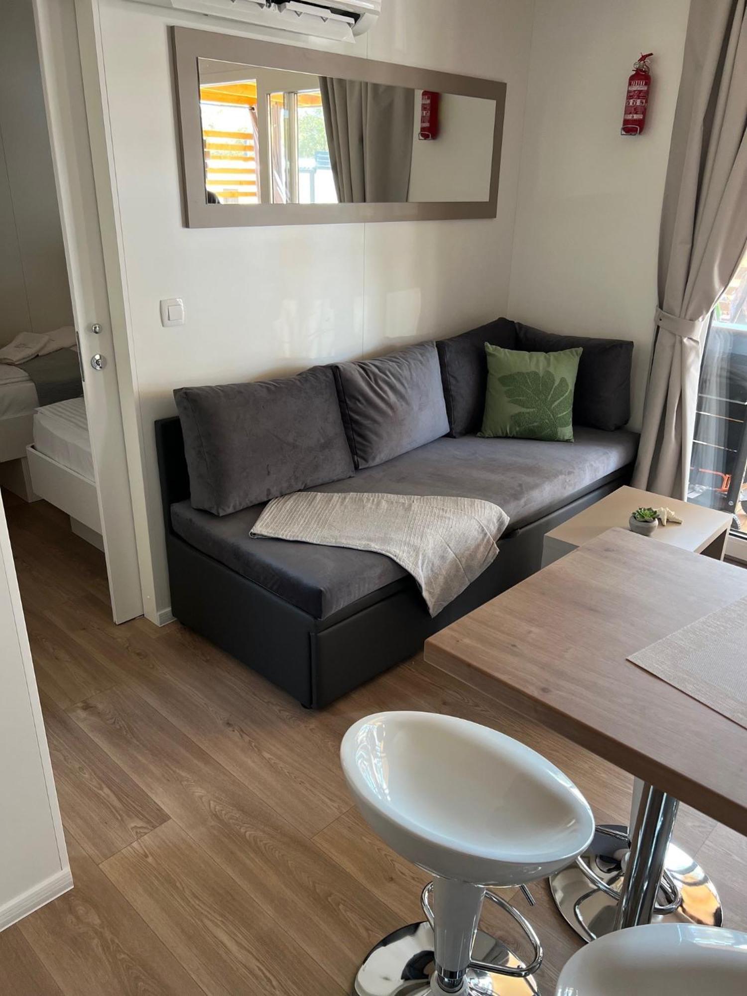 Mobile Home La Vida Biograd Na Moru Exterior foto